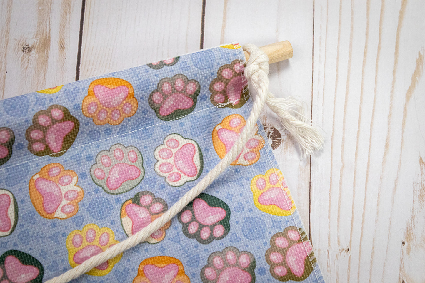 Blue Cat Paws // Pin Banner